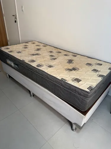 VENDO CAMA DE SOLTEIRO 