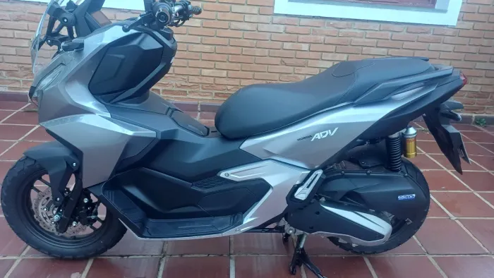 ADV 160 0km