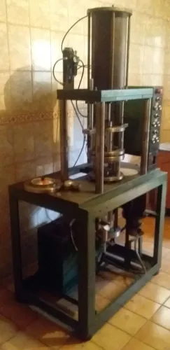 Prensa hidráulica e pneumatica 
