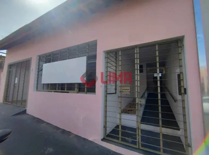 CASA COMERCIAL 150 M² COM 5 SALAS E 3 BANHEIROS, PRÓXIMA Á AV. DUQUE DE CAXIAS