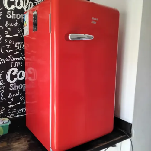 Frigobar Midea Retro 95l