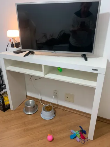 Rack Aparador Branco para TV | Design Moderno e Compacto