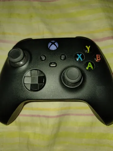 Controle de Xbox One com Hall Effect 
