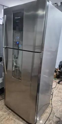 Geladeira ELETROLUX INFINITY 553 L