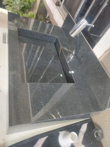 Pia esculpida 60x35