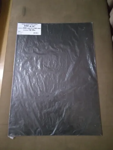 10 papéis cartão (Fosco Preto) 240g/m² - 500mm x 700mm (Lacrado) - R$ 60