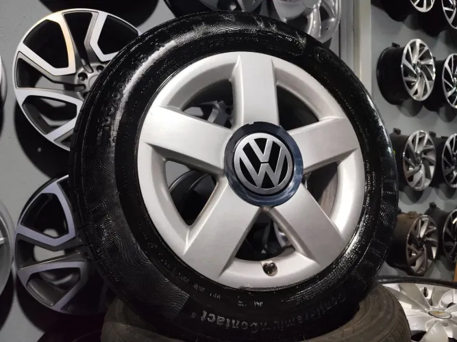 Rodas aro 15" 5x100 VW+ Pneus 185/65 R15"- Aceito Cartão 