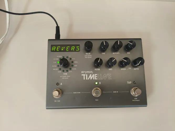 Reverb Timeline Strymon Guitarra