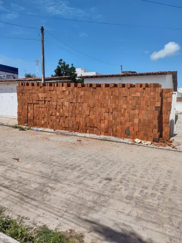 500 tijolos por 250 reais