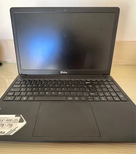 Notebook PHILCO usado