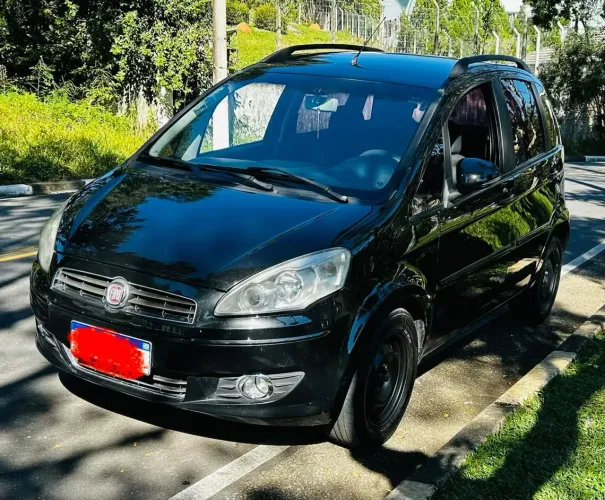 Fiat Idea Essence 1.6 Flex 16V 5P 2011