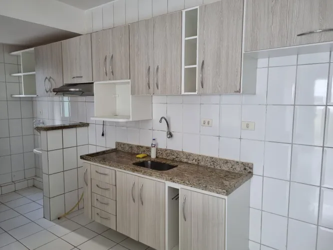 Aluga-se apartamento no Condomínio Vilas do Rio Madeira I