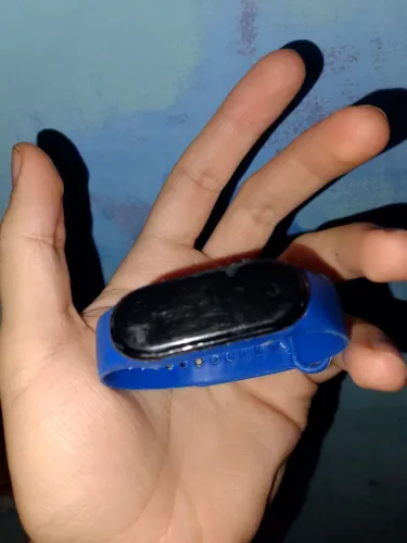 Relógio novo mais bateria está fraca 