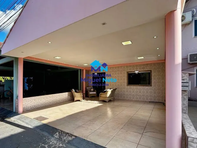 Porteira Fechada- Sobrado no Residencial Jardim Victória