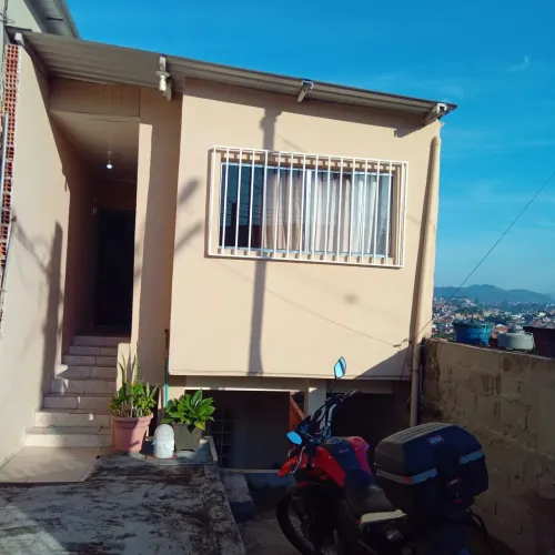 Vendo 3 Casas no Jardim Briquet Itapevi