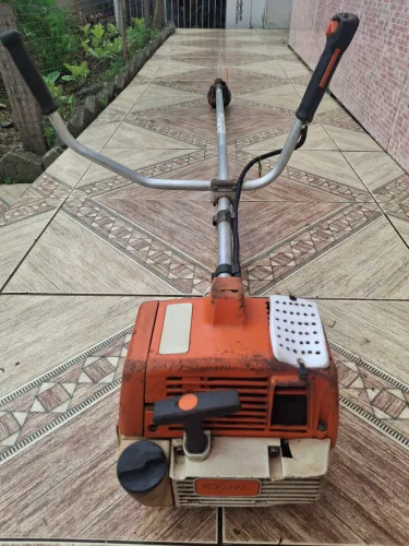 Roçadeira sthil 160