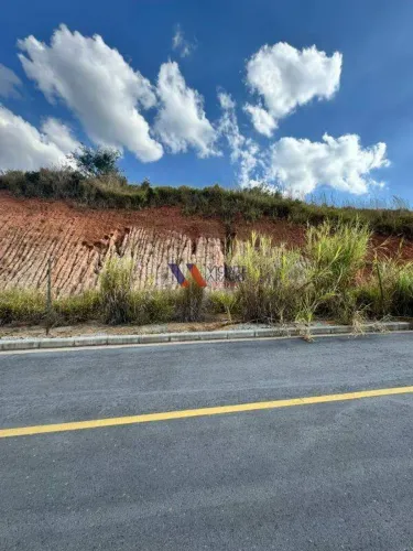 Lote de 360m² à venda no Condomínio Horizontes - Betim