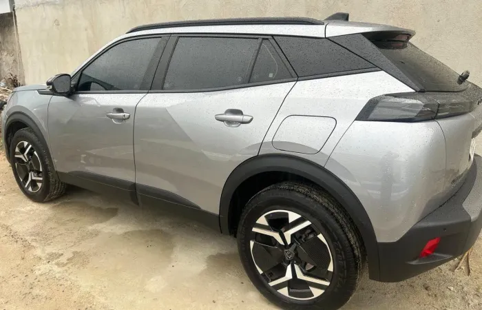 Peugeot 2008 Active 1.0 Turbo Flex 5P Aut. 2025