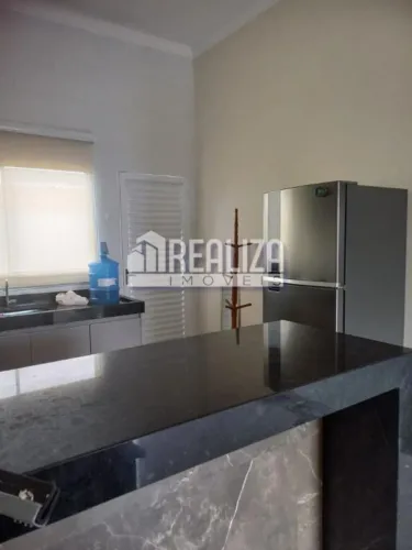 Charmosa casa à venda e locação no Residencial Morumbi em Uberaba
