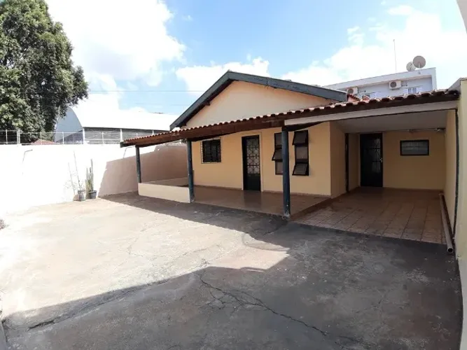 Planalto, próximo ao postinho de saúde do TV, 2 quartos, garagem, R$:850,00