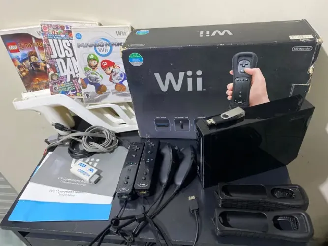 Nintendo Wii Desbloq. + CIB + 64gb + 3 jogos originais