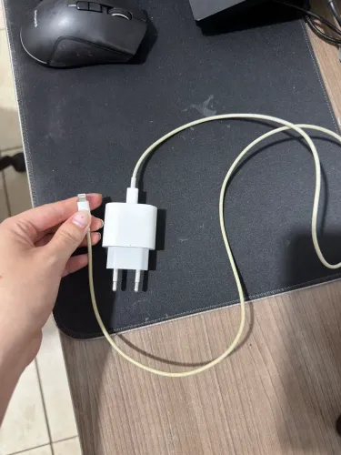 Carregador e fonte iPhone