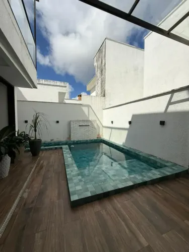 Casa Lindíssimo em Condomínio Fechado