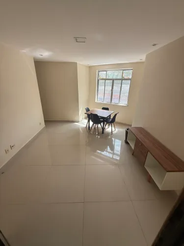APTO 2 QTOS Jardim Icaraí - Reformado e Mobiliado