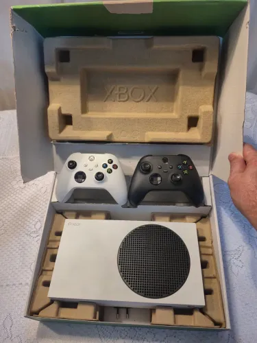 XBOX SERIES S 512GB DOIS CONTROLES