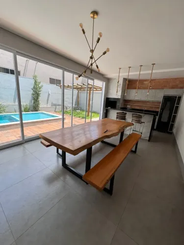 casa em condominio fechado para alugar ou vender mobiliada com 3 suítes no bairro jardim i
