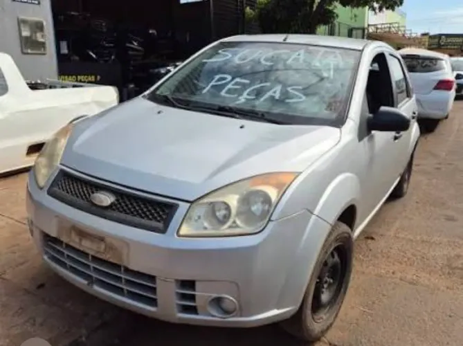 Fiesta hatch sucata