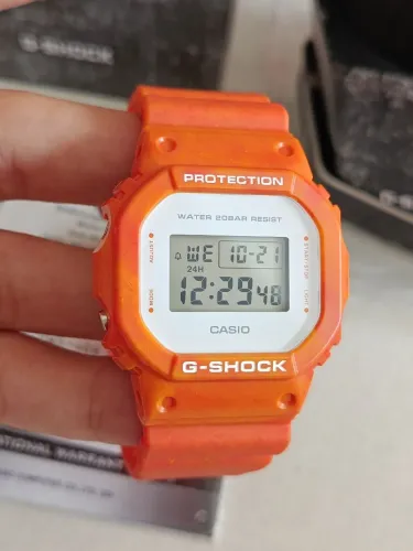 Relógio Casio G-Shock DW-5600WS-4DR, novo. Modelo raro.