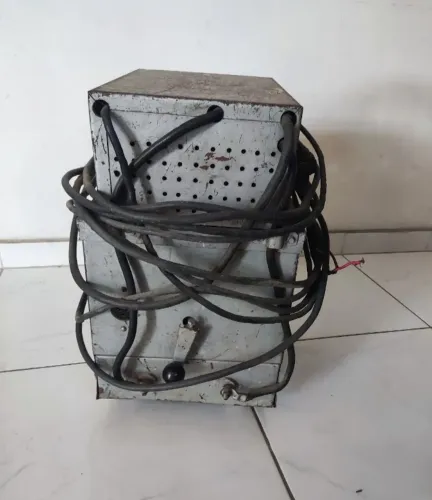 Vendo máquina de solda ou troco por geladeira 