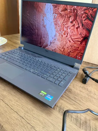 Notebook Dell G15 5511 RTX 3060 16GB i7-11800H