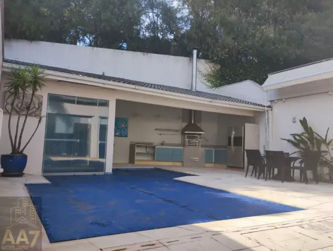 Casa em Condomínio Alto Padrão , 5 suítes, 4 vagas, 476m²- Jardim Guedala,