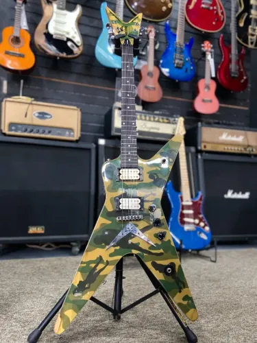 Guitarra Washburn Dimebag DIME-332E usada