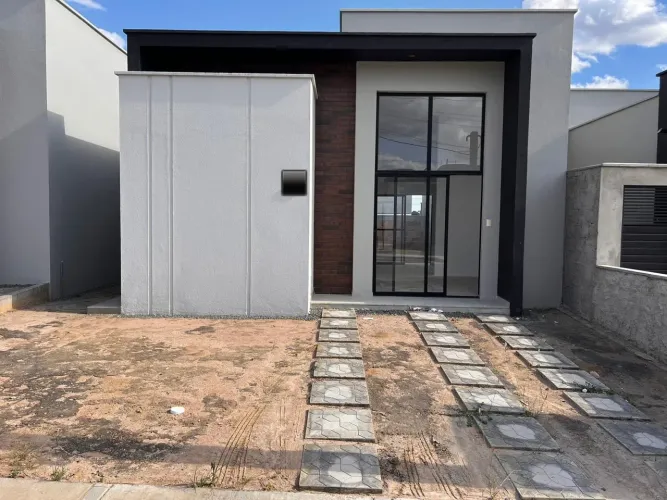 Casa 2/4 à venda - Condomínio Fendi - Bairro SIM