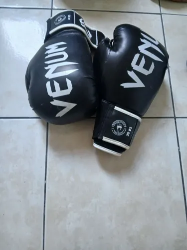 Luvas de boxe/muay thai