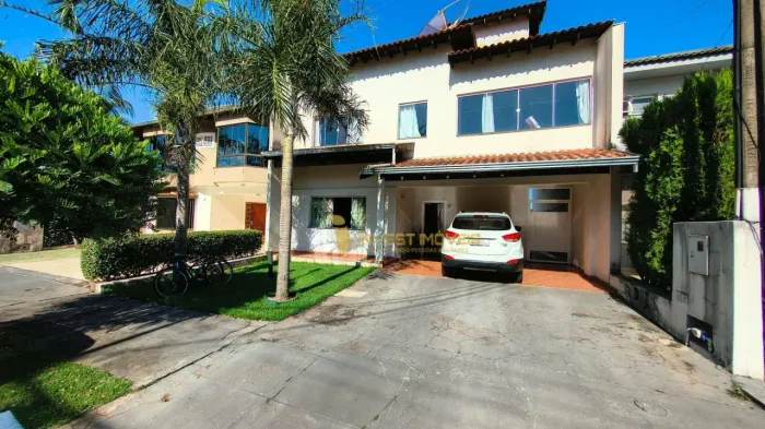 Sobrado com 3 suites e 240m² para venda no Aspen Park