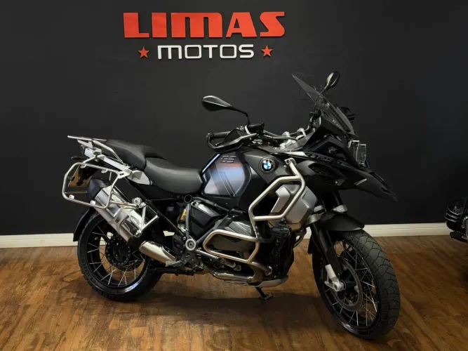 BMW Gs 1250 Preta 2024 Adventure Triple Black - KIT BAIXO - Apenas 19.800 KM.
