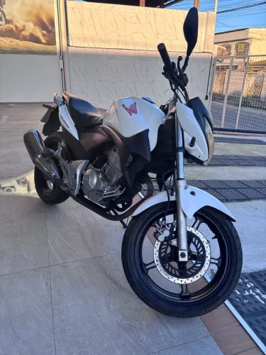 Honda CB300R