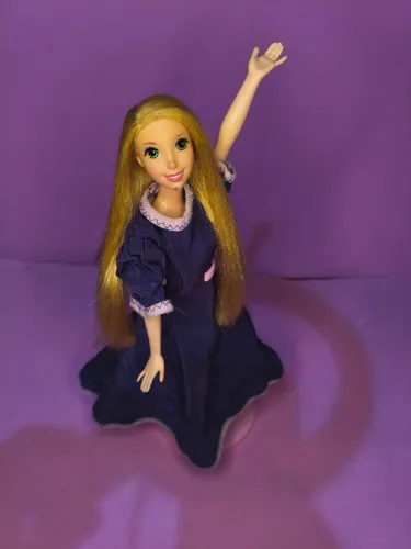 Boneca Rapunzel como nas fotos