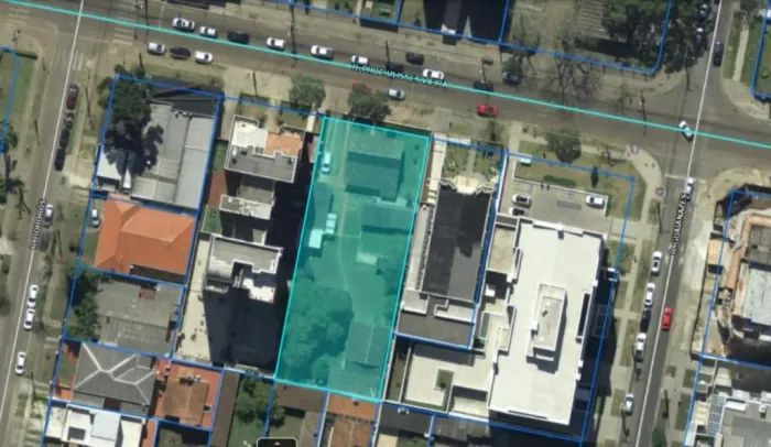 Terreno à venda, 1210 m² / Vila Izabel - Curitiba/PR