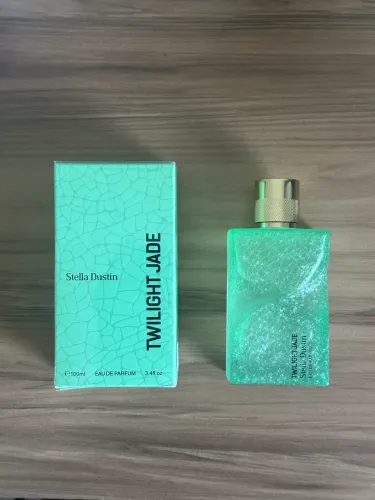 Perfume twilight jade Stella Dustin 