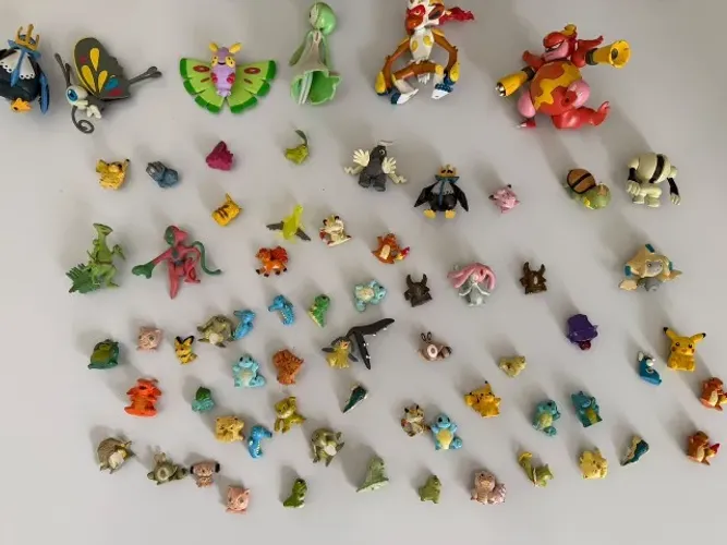 Lote Grande Coleção Pokémon (6 Figuras Articuladas/Maiores + Miniaturas Retrô)