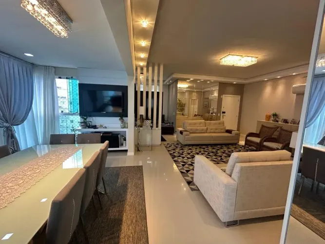 APARTAMENTO 4 SUÍTES MOBILIADO E PRONTO PARA MORAR NA QUADRA DO MAR!!!