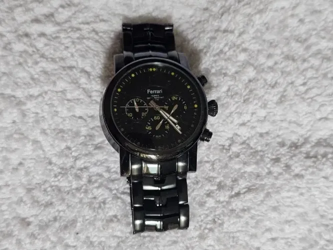 Relogio Ferrari FC023-P preto pulseira metal