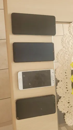 Vendo celulares pra retirada de Peças