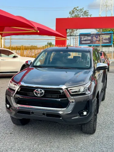 Toyota Hilux CD SRV 4X4 2.8 TDI Diesel Aut. 2026