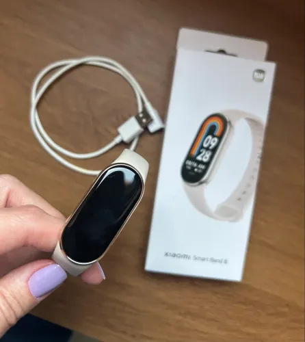 Relógio Xiaomi mi band 8 versão ouro